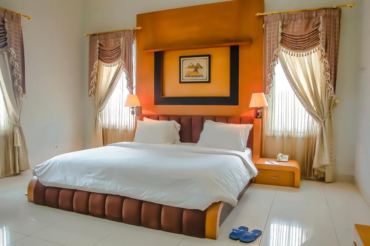 Novilla Boutique Resort Sungailiat Exterior foto